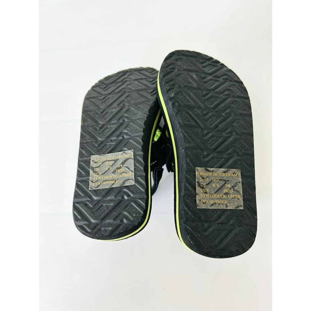 NWOT Reef Toddler Flip Flop Sandal Slip On Black Green Pirate 3/4